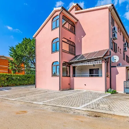 House Mocibob Apartament *