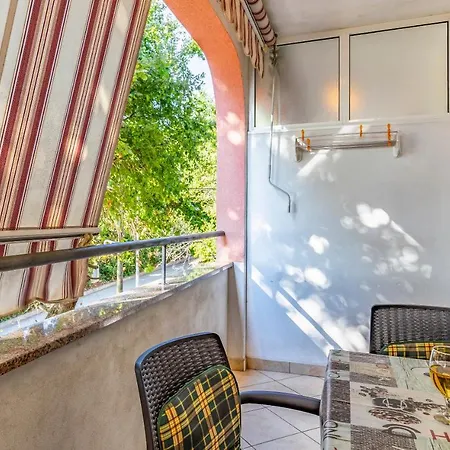 Apartment House Mocibob Tar-Vabriga