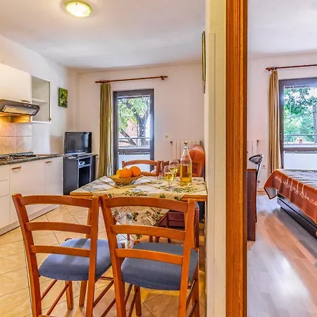 House Mocibob Lägenhet Tar-Vabriga